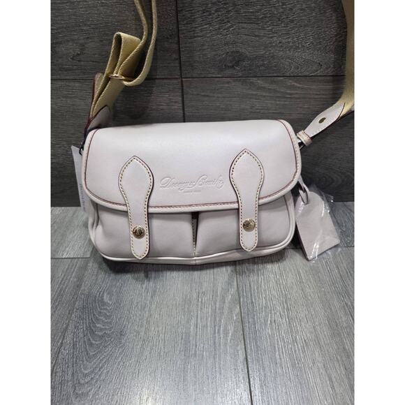 Dooney & Bourke Florentine Leather Bucket Bag Purse Ecru bag B000554